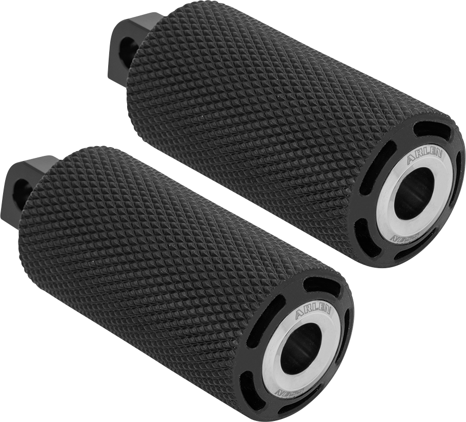 ARLEN NESS Cush Footpegs - Male - Chrome