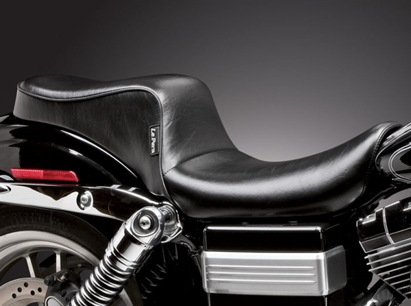 Harley Davidson Dyna '06-Present Cherokee Seat by Le Pera