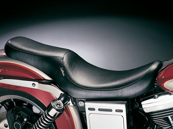 Harley Davidson Dyna '06-Present Silhouette 2-UP Seat by Le Pera