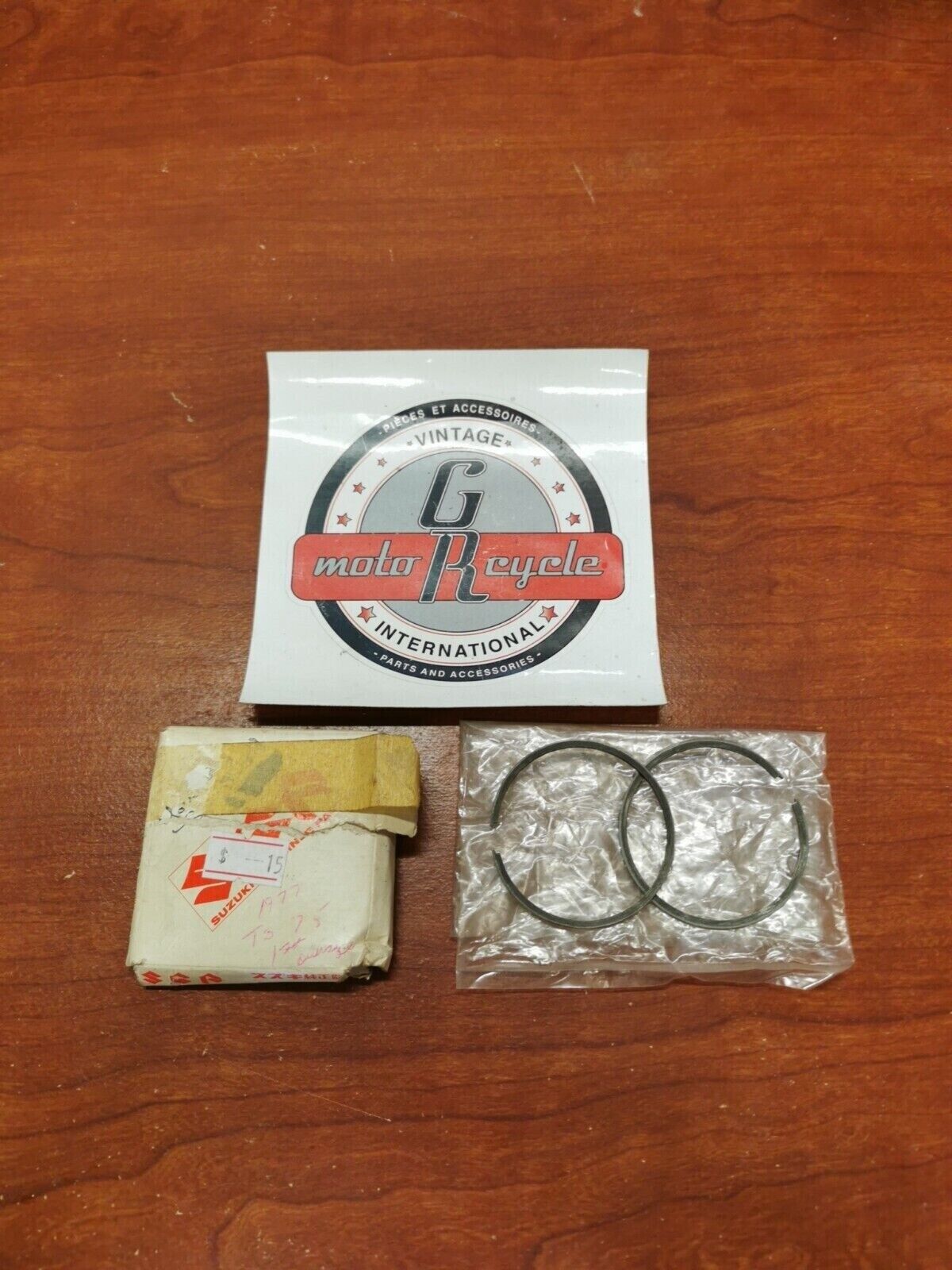 NOS SUZUKI TM75 TS75 PISTON RING SET (OS:0.25) 12140-26100-025 S20
