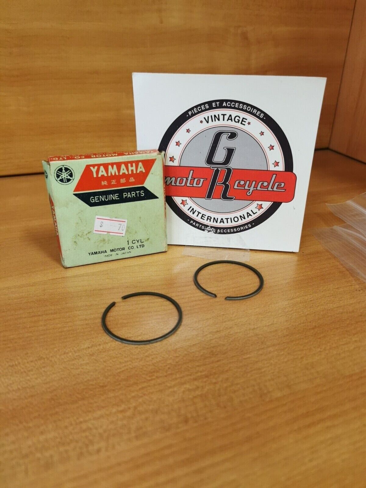 NOS YAMAHARD125 PISTON RING SET STD307-11610-02 Y48