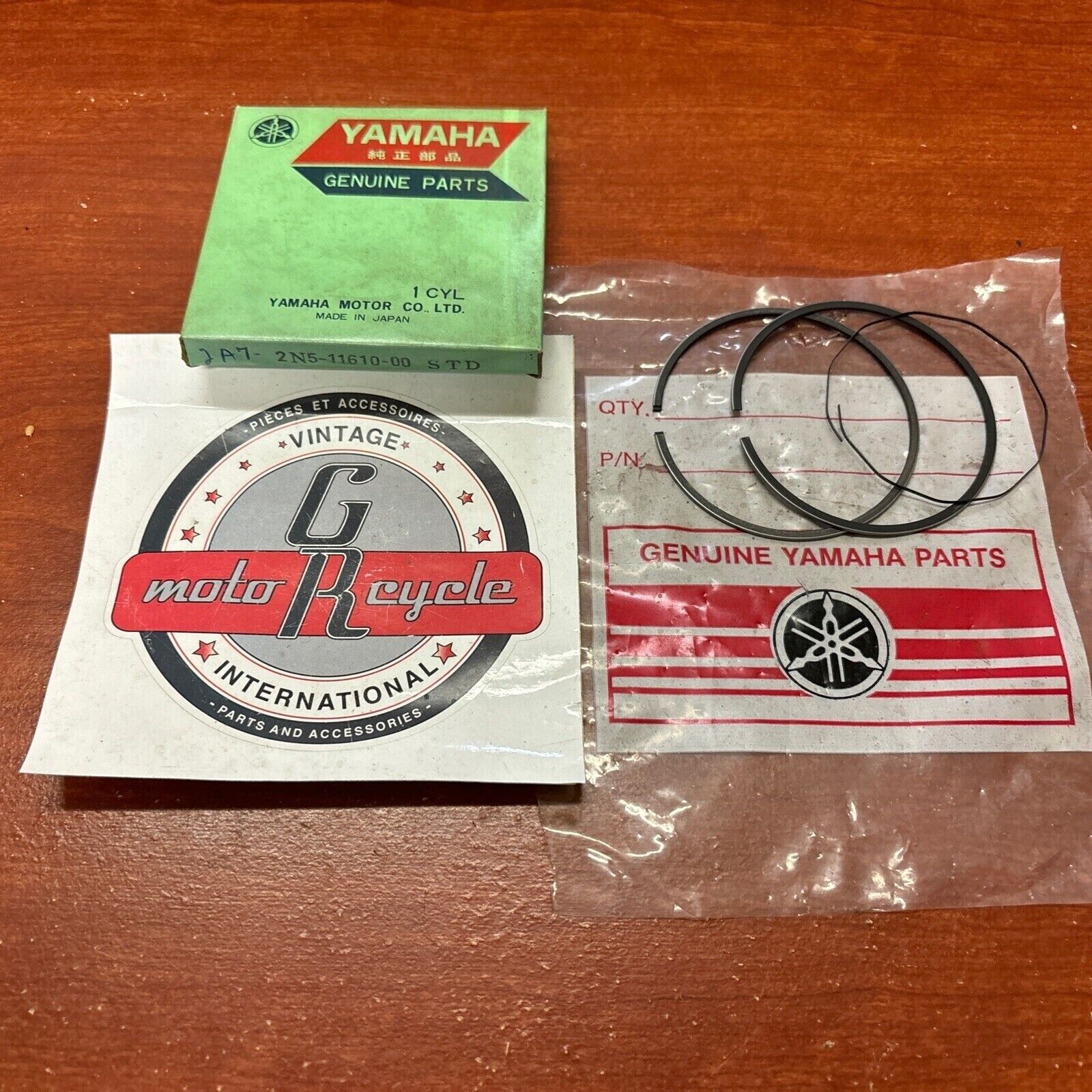 NOS YAMAHA DT175 MX175 PISTON RING STD 2N5-11610-00-00 SUB 2A7-11610-00-00 Y174