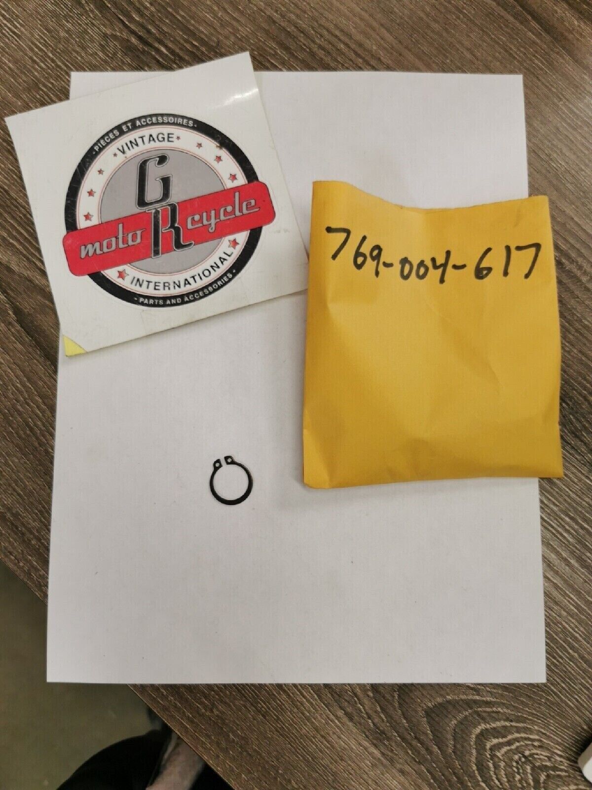 NOS PUCH BOMBARDIER MAXICIRCLIP 769-004-617 P3