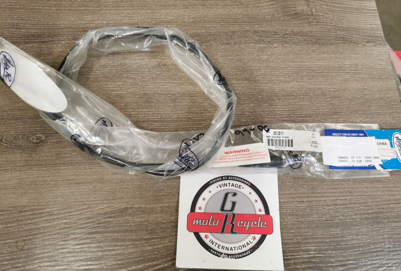 NOS MOTION PRO YAMAHA YZ125YZ250BLACK VINYL THROTTLE CABLE 05-0236 J41