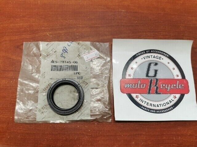 NOS YAMAHA YZ85 YZ80 YZ65 YX600 FZ600 XJ650 XJ750 OIL SEAL 4ES-23145-00-00 Y102