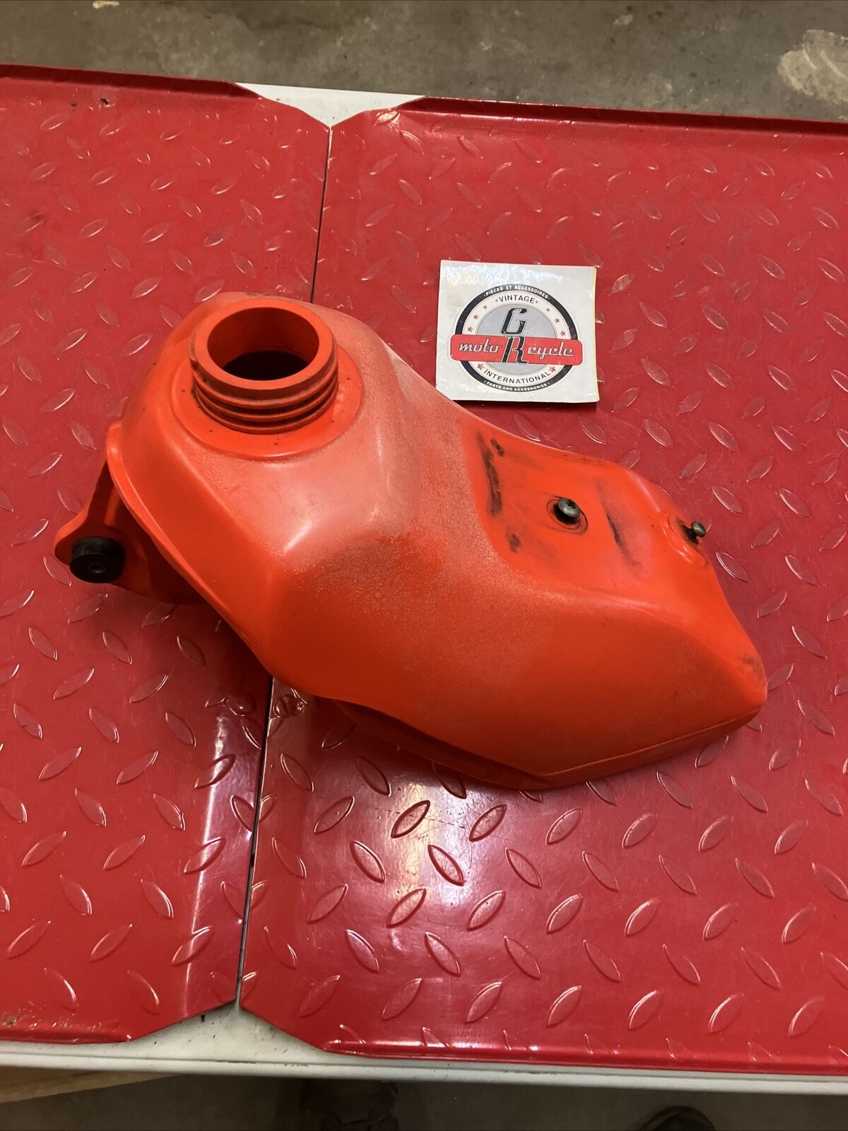 HONDA CR80R 1984 FUEL TANK GAS PETROL RESERVOIR 1983 4