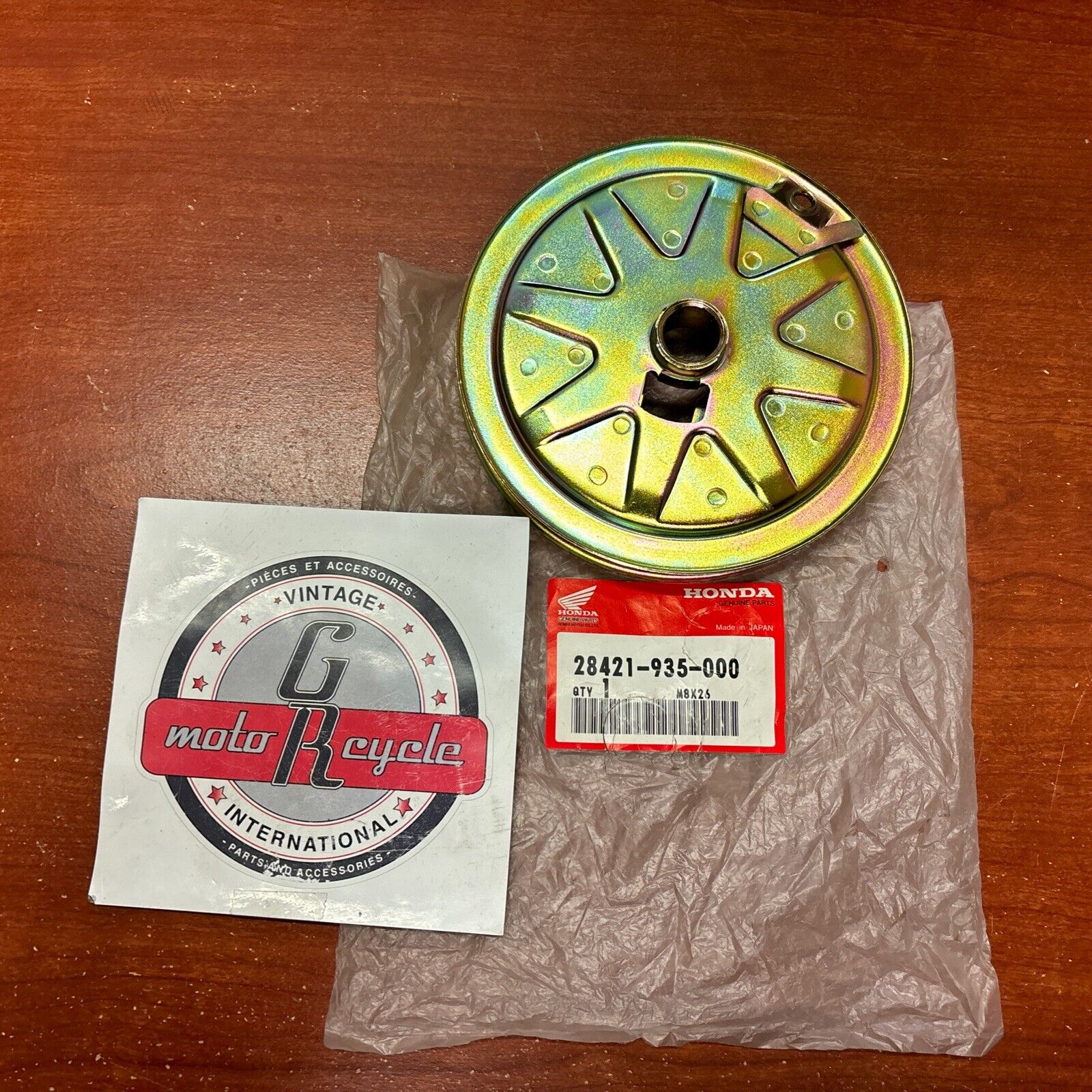 NOS HONDA MARINE RECOIL STARTER PULLEY 28421-935-000 H154