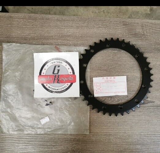 NOS YAMAHA BANSHEE 1989 - 1995 SPROCKET DRIVEN 40T 111-658 J57