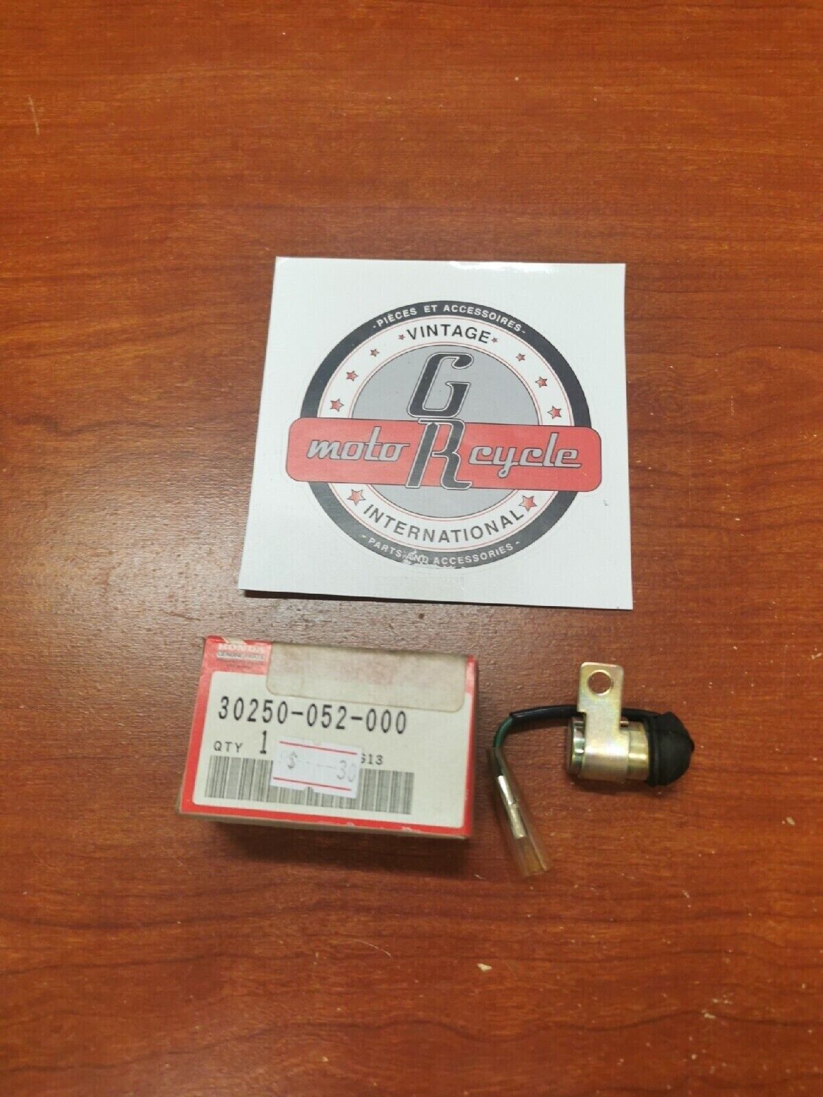 NOS HONDA ATC90 CM91 CT90 CONDENSER 30250-052-000 H36