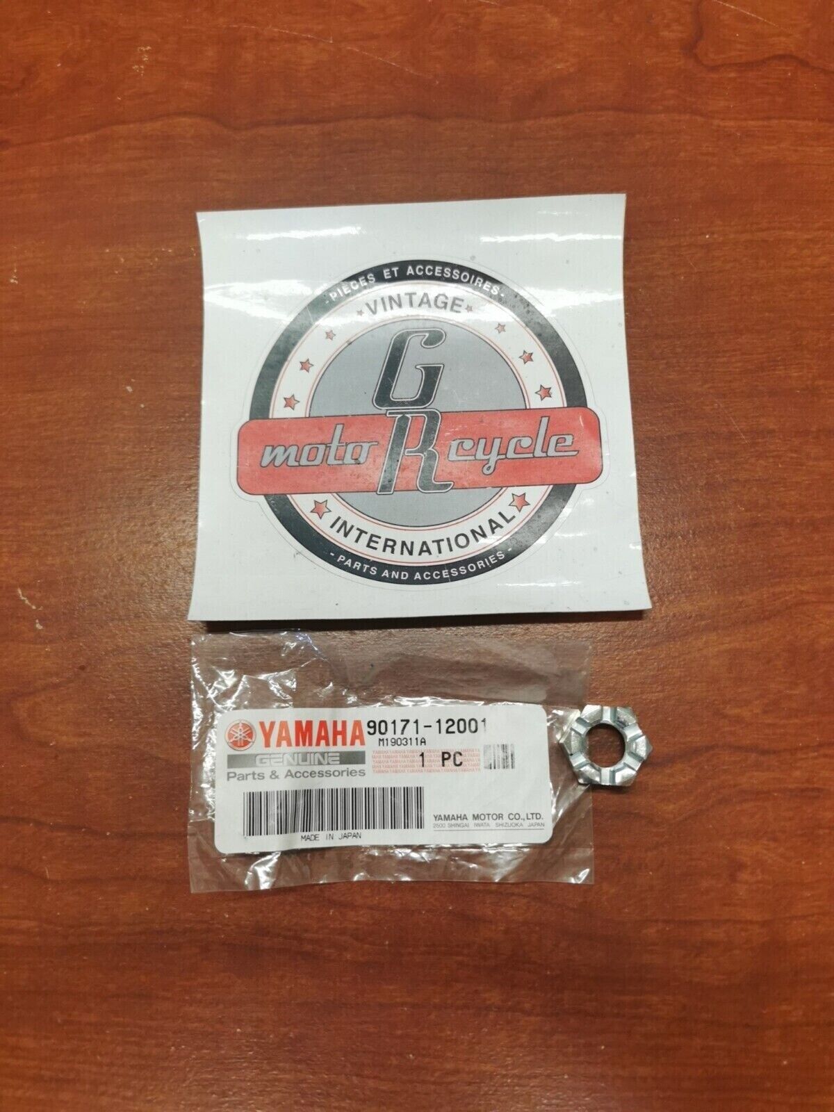 NOS YAMAHA YFM45 YFM400 YFM70 YFM250 YFM40 YFM35 CASTLE NUT 90171-12001-00 Y81