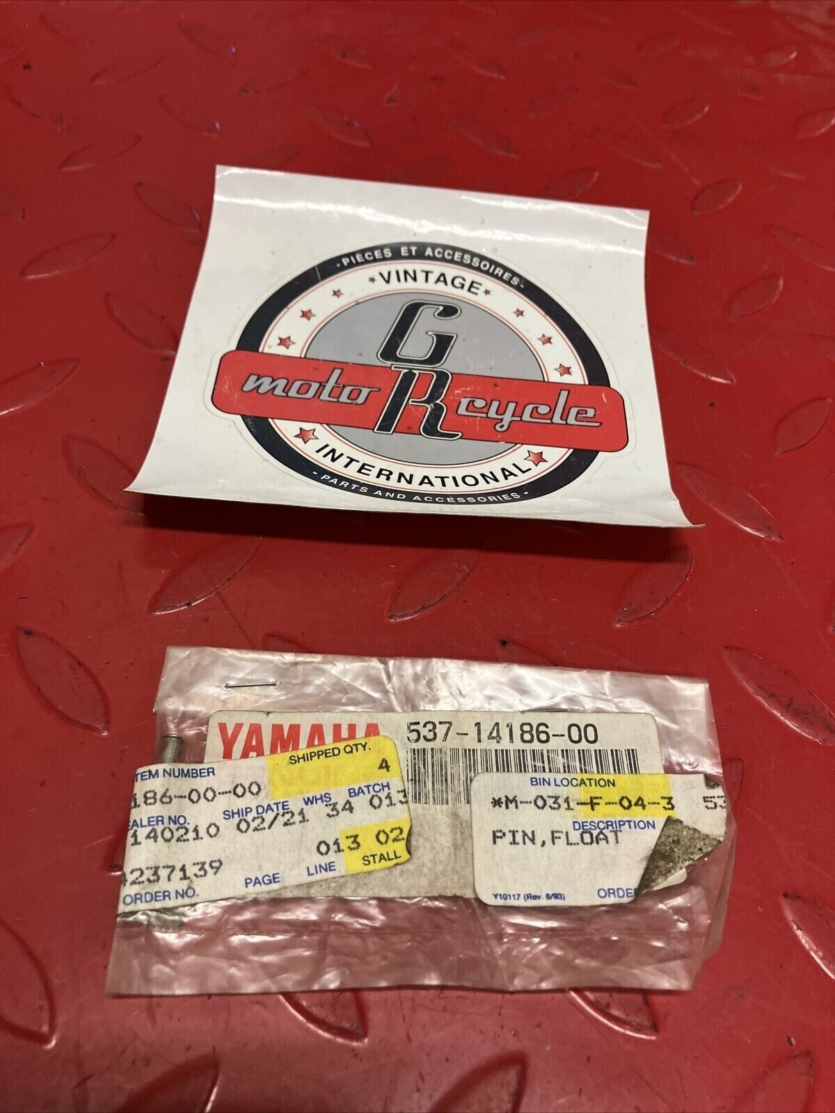 NOS YAMAHA CARBURETOR FLOAT PIN 537-14186-00-00 Y61