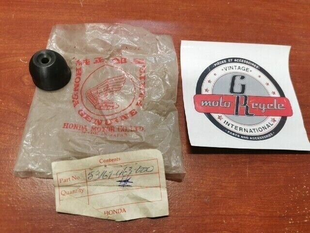 NOS HONDA 1980 GL1100 D I HANDLE END GUARD 53167-463-000 H99