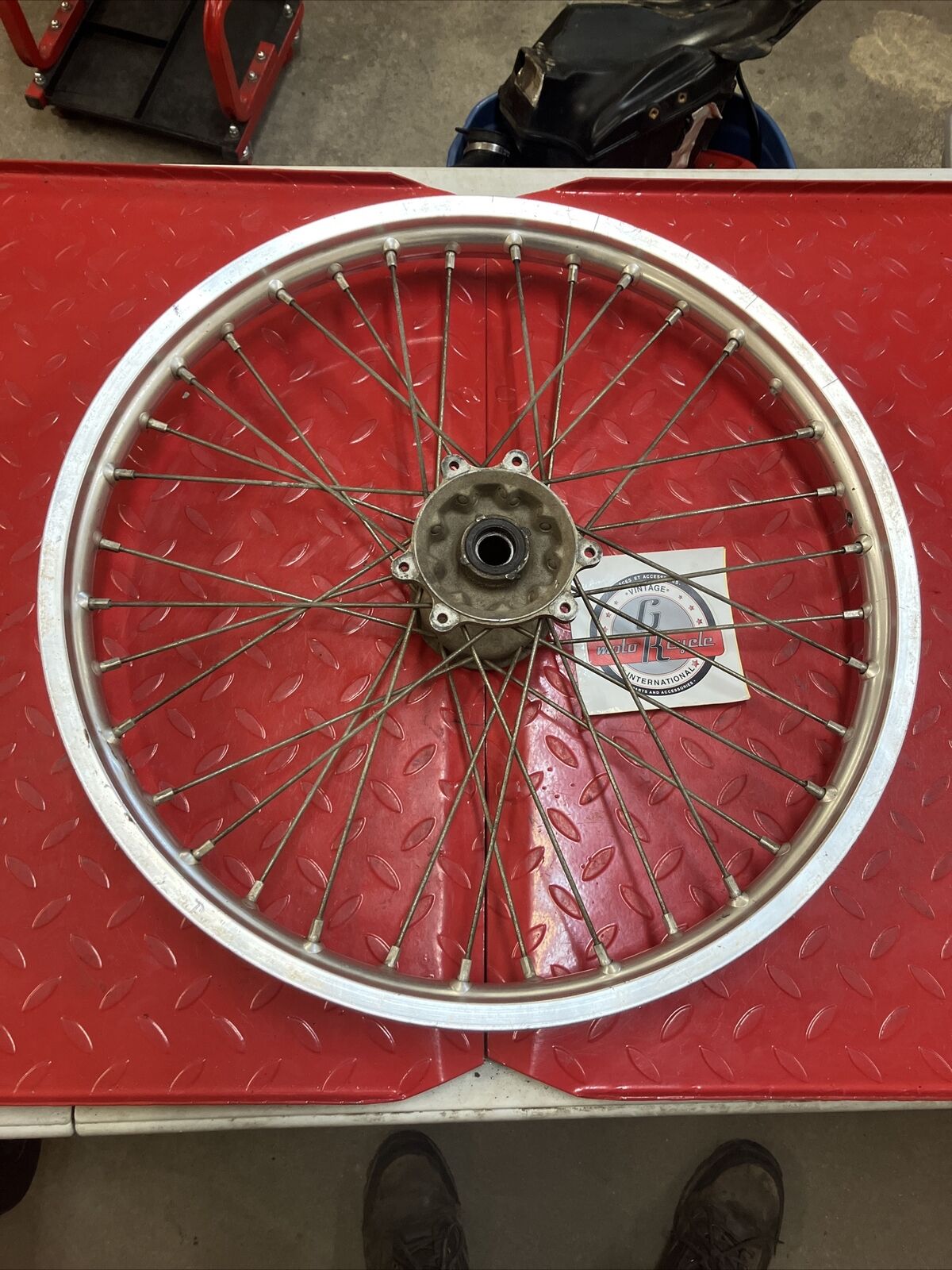 HONDA CR 2002 FRONT WHEEL HUB SPOKE