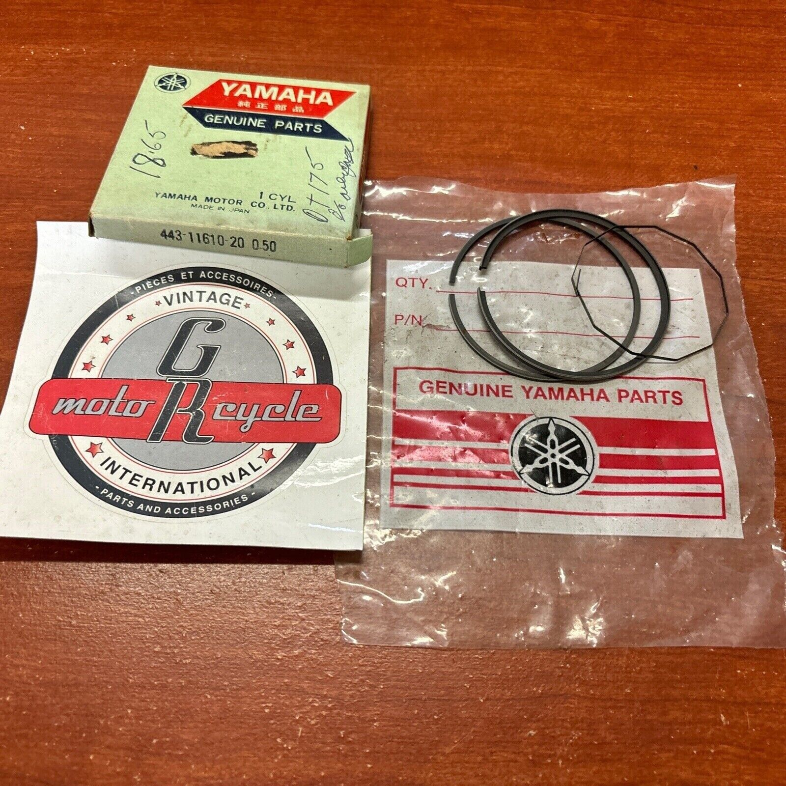 NOS YAMAHA DT175 DT1C TY175 PISTON RING 0.50 443-11610-20-00 Y174