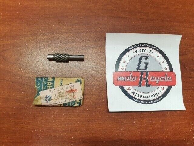 NOS YAMAHA AT1 AT2 AT3 CS5 CT1 DS6 DS7 DT1 METER GEAR 214-25138-00-00 Y135