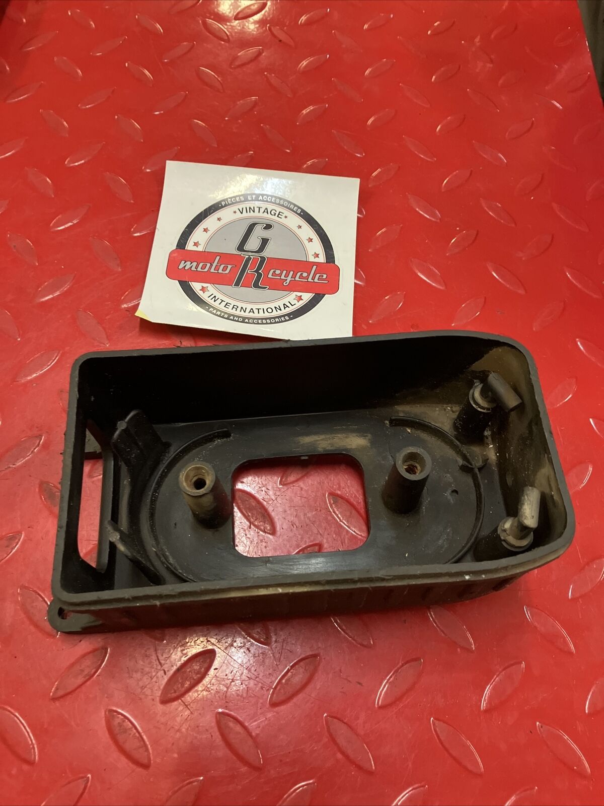 YAMAHA RD400 1977 AIRBOX AIR BOX CLEANER FILTER CLEANER INTAKE HOUSING CASE 1978