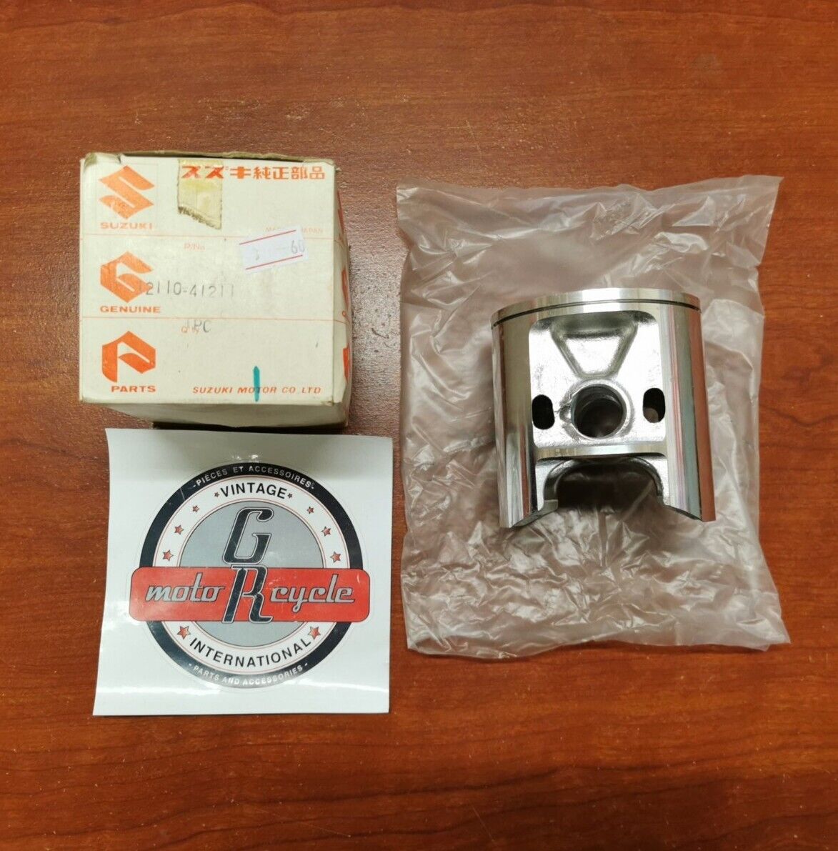 NOS SUZUKI 1978 1979 RM400 PISTON 12110-41211 SUB. 12110-40400 S32
