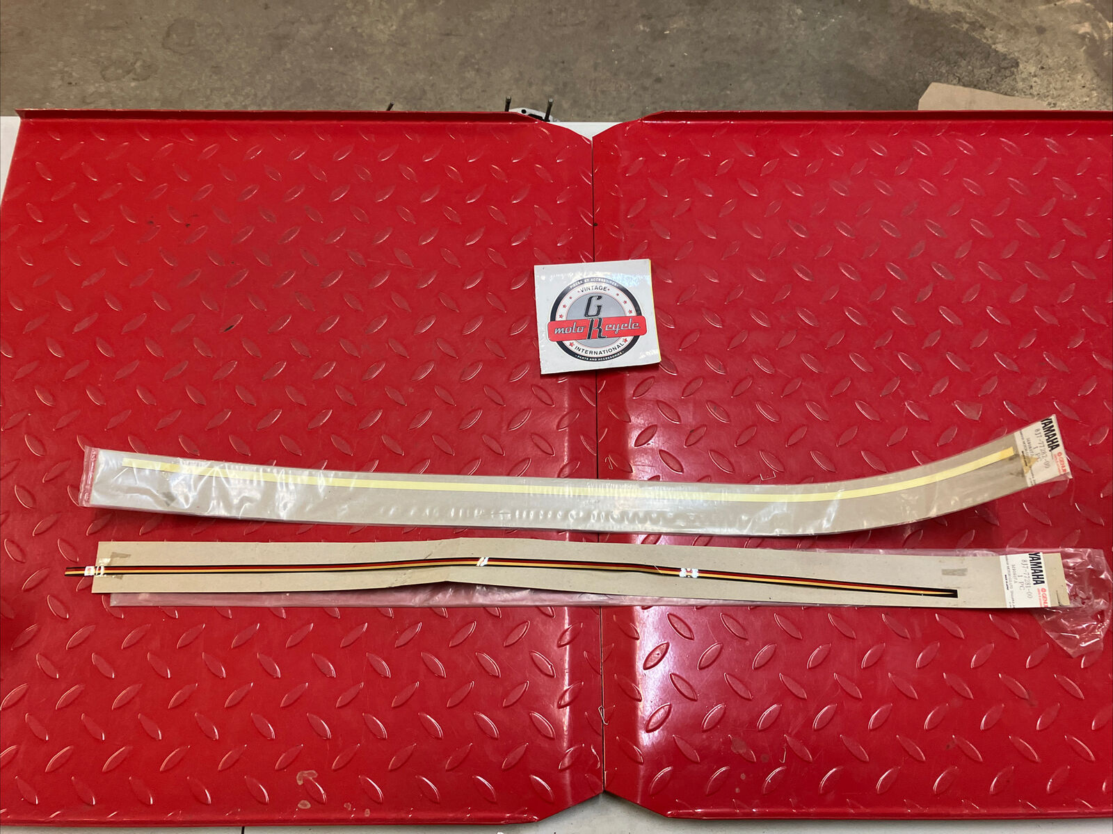 NOS YAMAHA EX440 1980 DECAL STRIPE 1 2 8J7-77281-00-00 8J7-77282-00-00 Y36