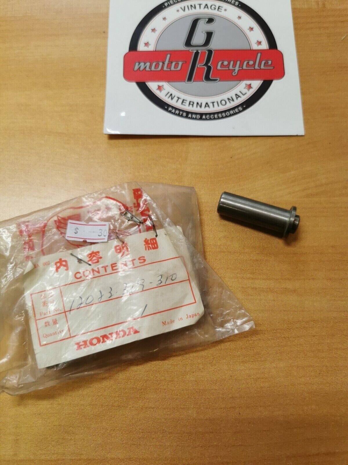 NOS HONDA CB450 CB500 GUIDEEXVALVE12023-051-310 H17