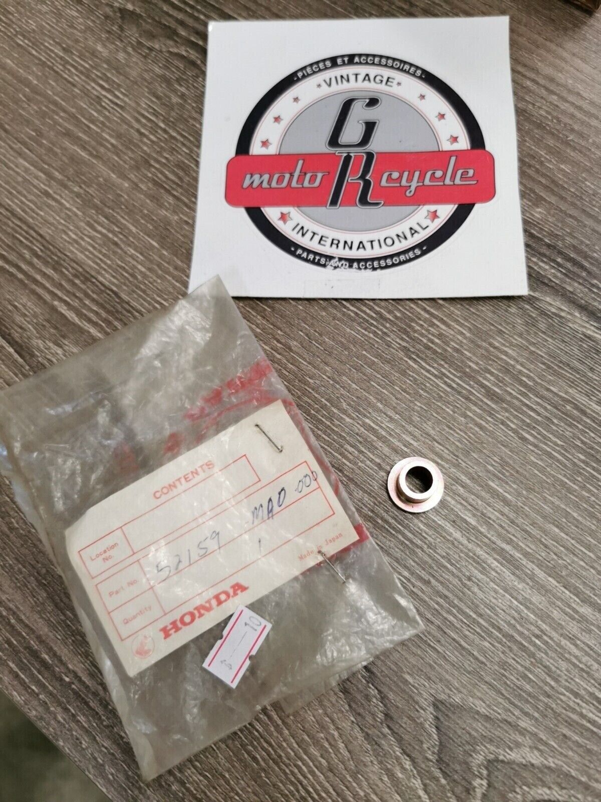 NOS HONDA CR125R CR250R XR250R XR200 1981 COLLARCHAIN GUIDE 52159-MA0-000 H50