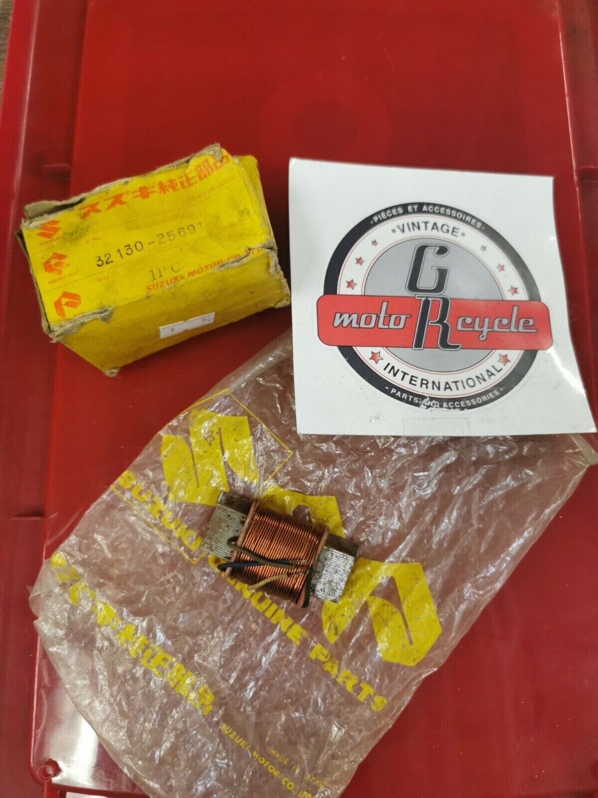 NOS SUZUKI TC100 COILLIGHTING A32130-25691 S23
