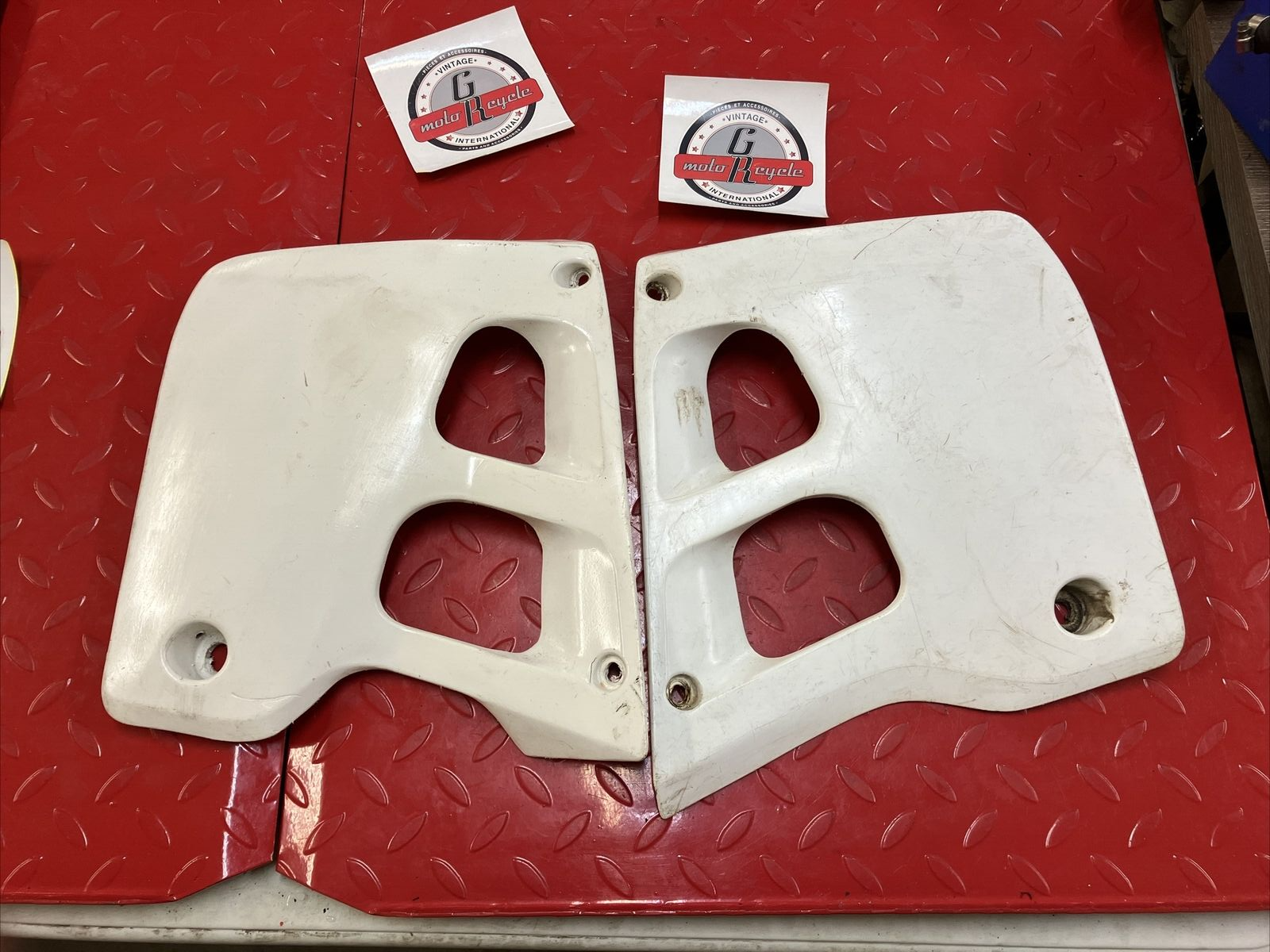 HONDA CR125R 1991 RADIATOR SHROUD FUEL TANK COVER CR250R 19071-KZ3-730ZA
