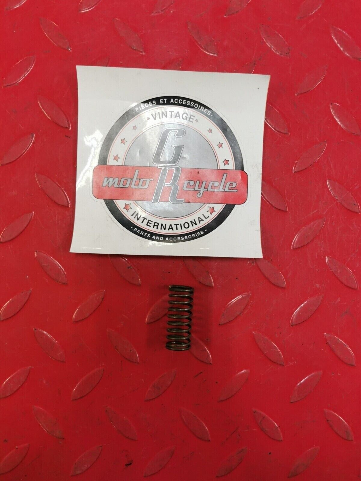 NOS HONDA CB550 CB650 CBX CB750 CB500 SPRING RELIEF VALVE 15145-300-000 H31