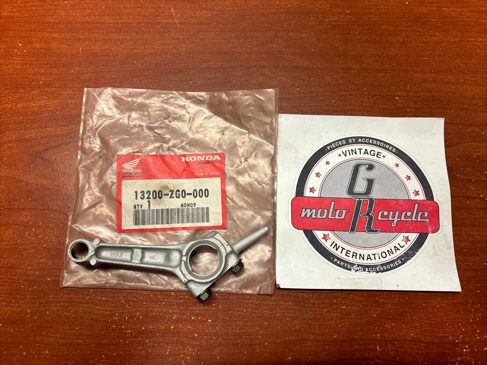 NOS HONDA G100 GV100 EG650 F210 CONNECTING ROD (STD) 13200-ZG0-000 H182