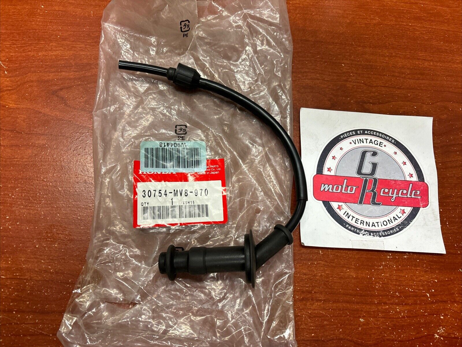NOS HONDA VFR700F VFR750F IGNITION CAP 30754-MV8-970H174
