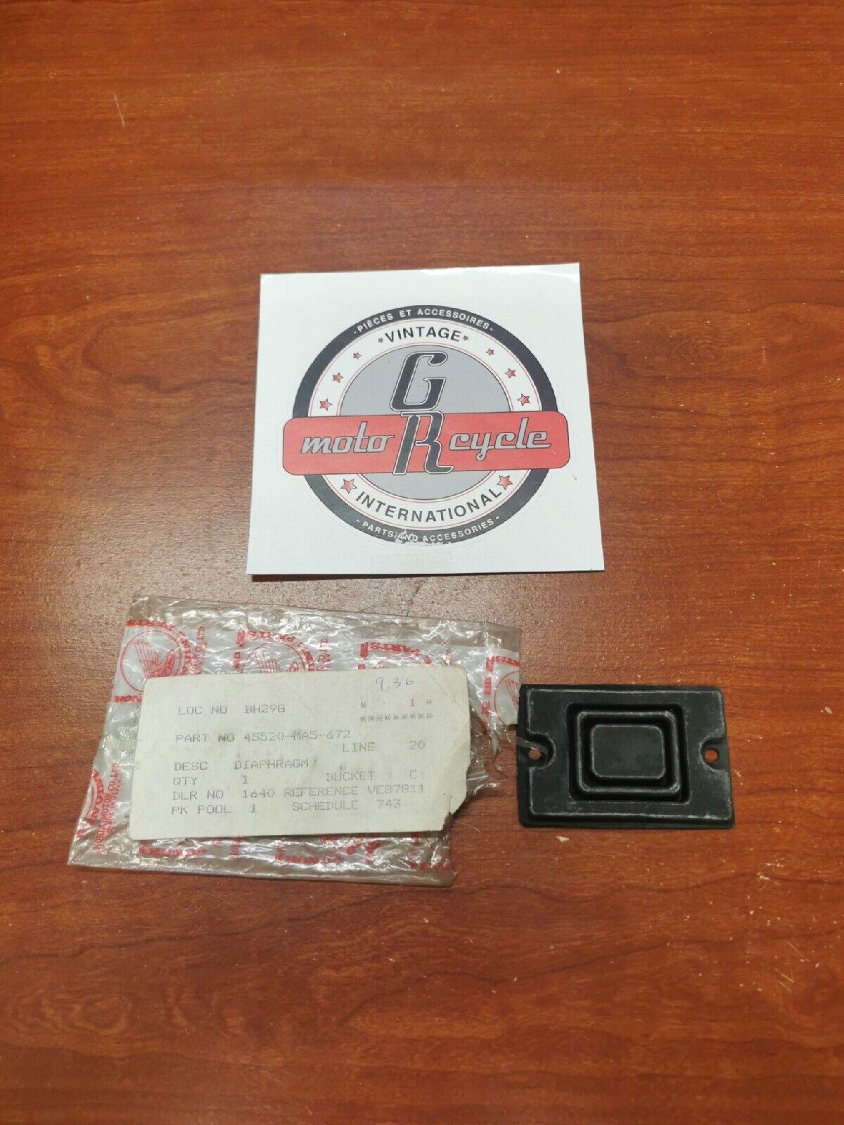 NEW HONDA FL350 VT1100 GL1200 VFR700 MASTER CYLINDER DIAPHRAGM 45520-MA5-672 H36