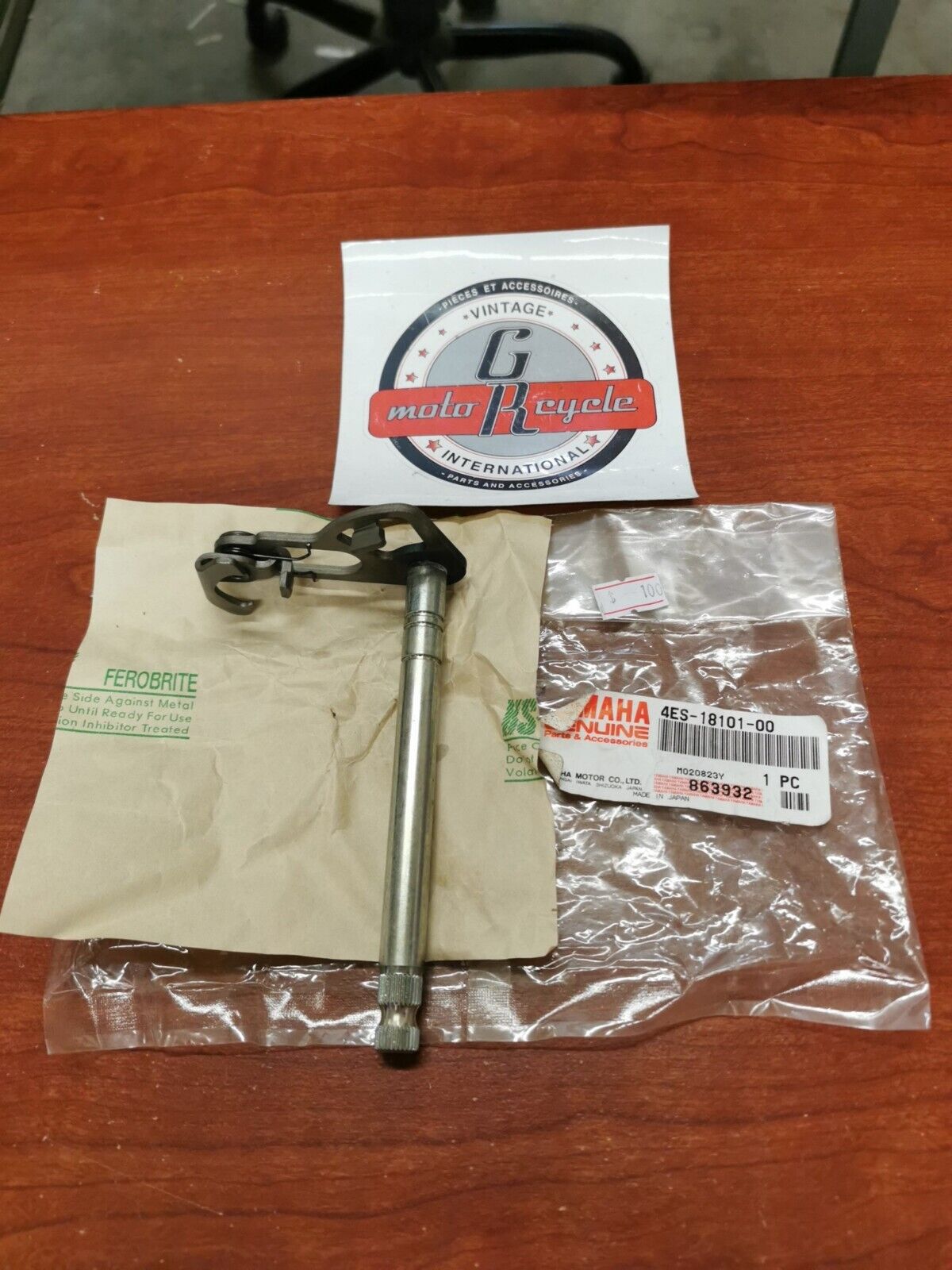 NEW NOS YAMAHA YZ80 SHIFT SHAFT 4ES-18101-00-00 Y87
