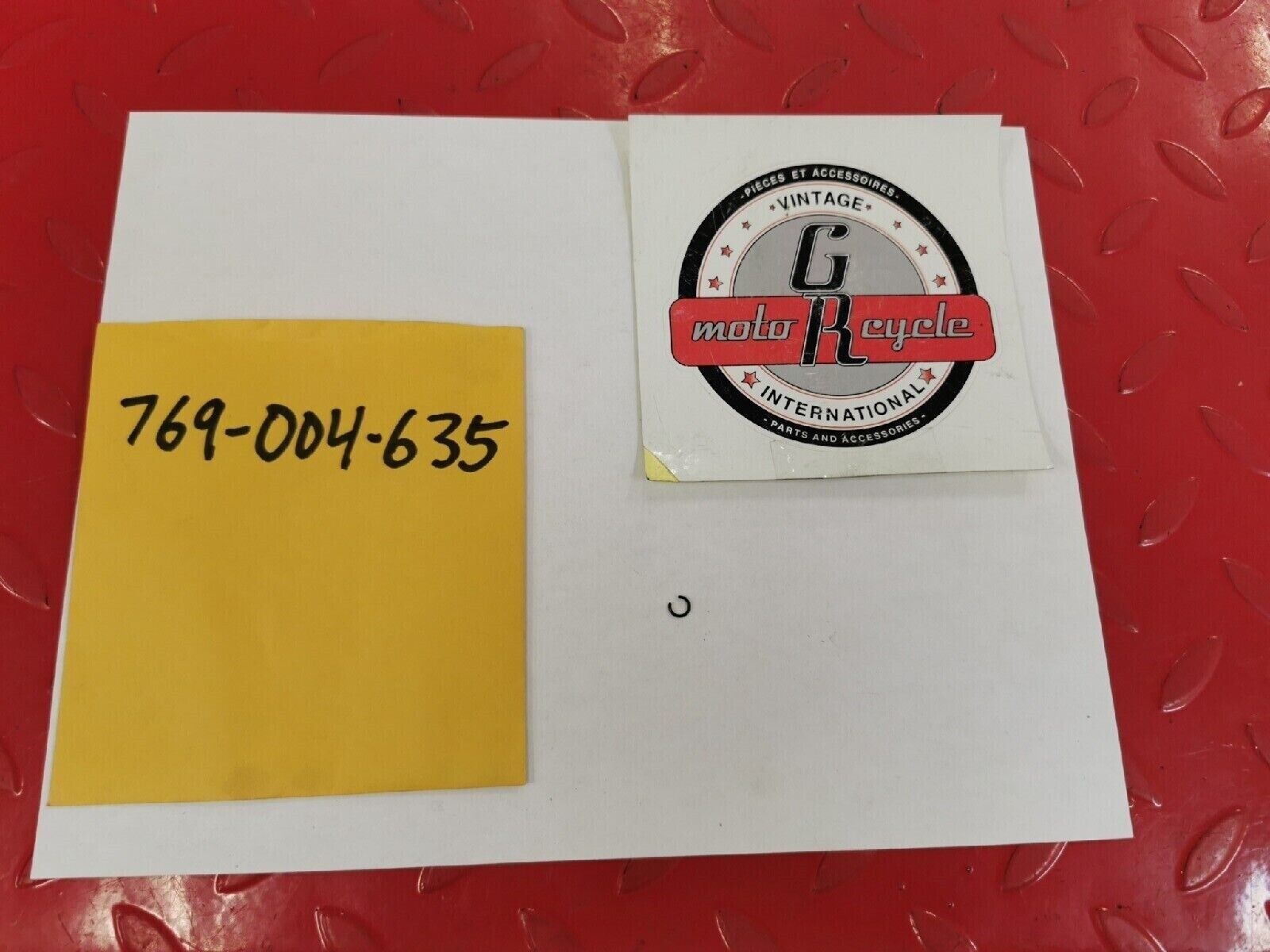NOS PUCH BOMBARDIER MAXICIRCLIP769-004-635 P3