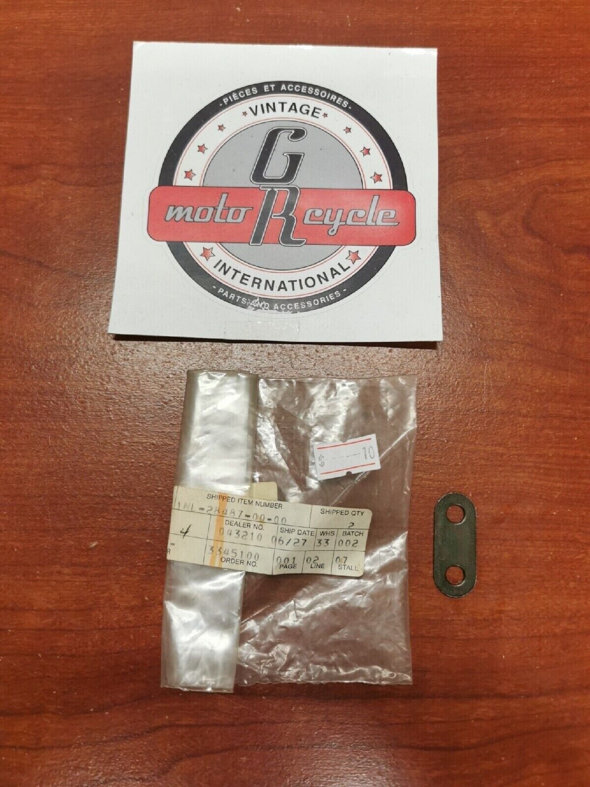 NOS YAMAHA XVZ13 PLATE 2 1NL-28487-00-00 Y69