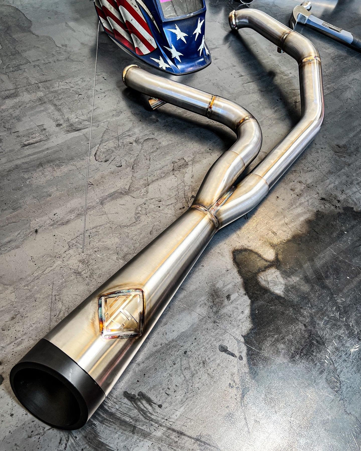 SP Concepts Cutback 2-Into-1 Exhaust for 2006-2017 Harley Dyna