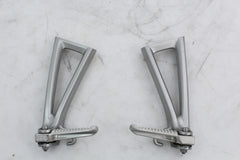 Yamaha YZF-R6 Passenger Footpeg Bracket Left Right Set 2C0-2741L-11-00
