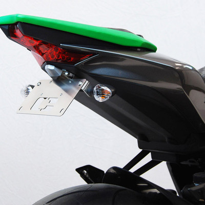 Competition Werkes Kawasaki Z1000 14-16 Fender Eliminator w/Signals