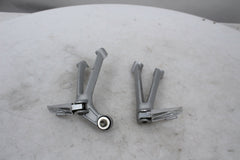Suzuki Passenger Footpegs Bracket Set 43700-37H10-13L